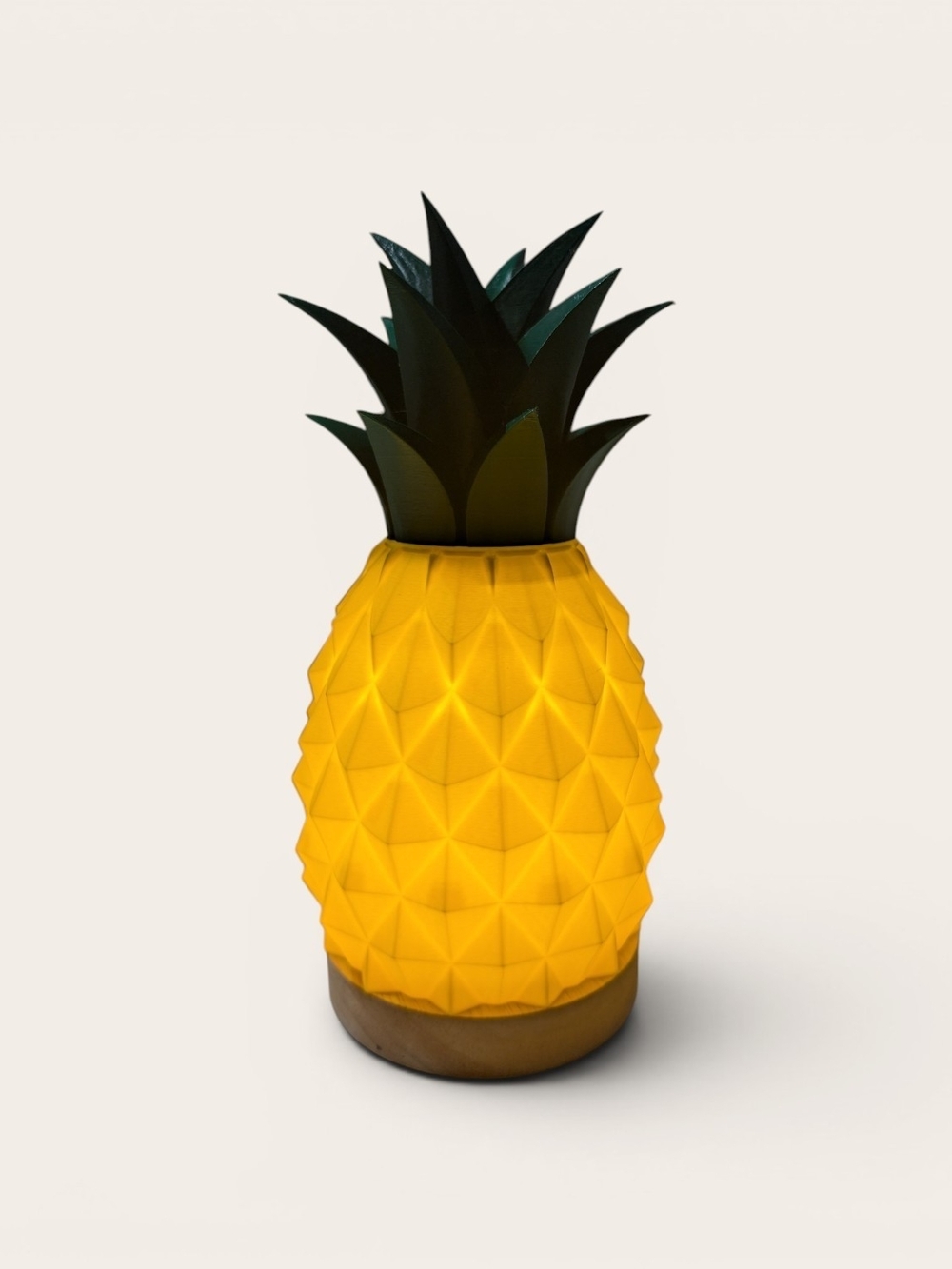 Pineapple Table Lamp! USB LED - Picture 5 of 5